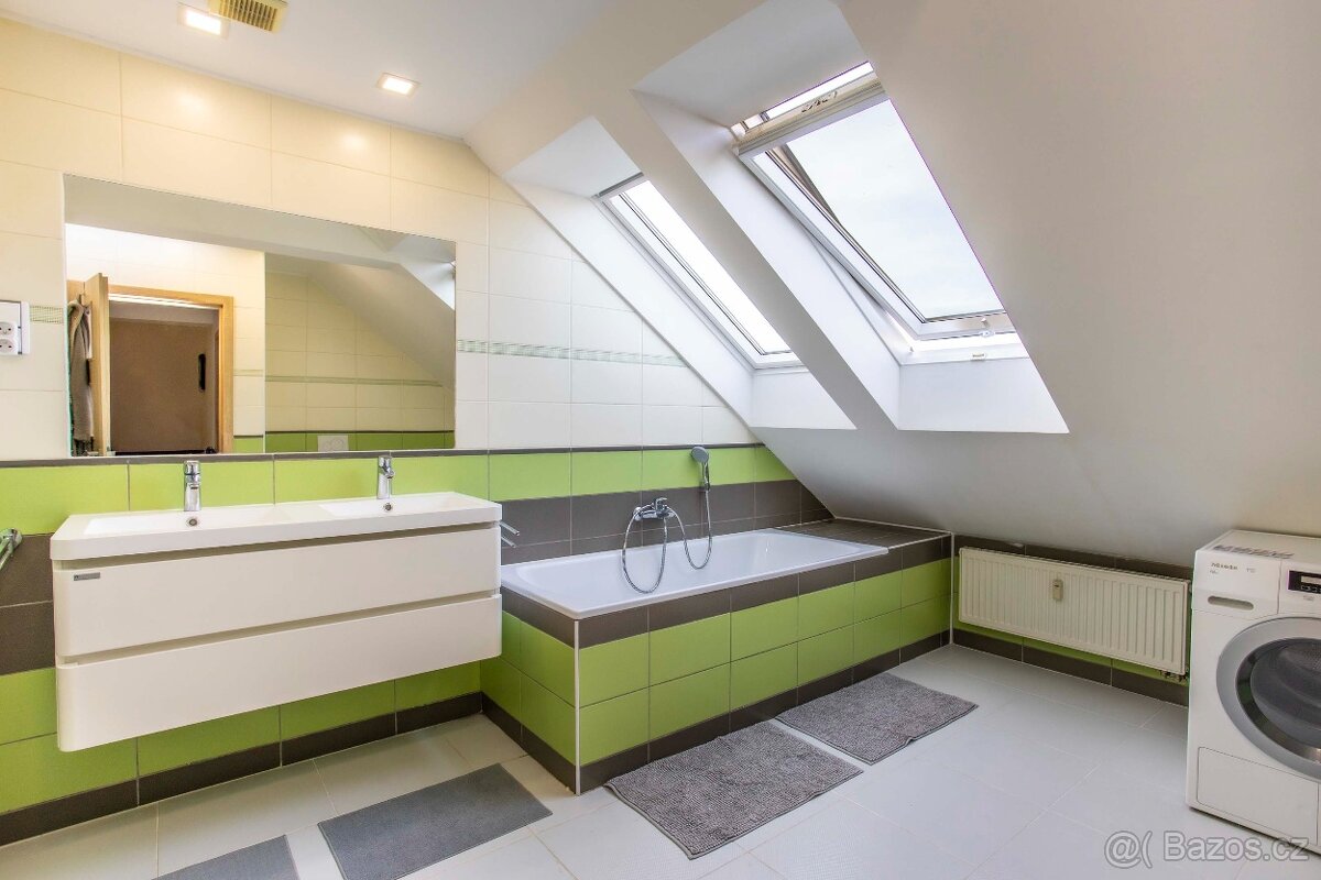Prodej bytu 3+1 - 138 m² - Višňovka – Pardubice - 17