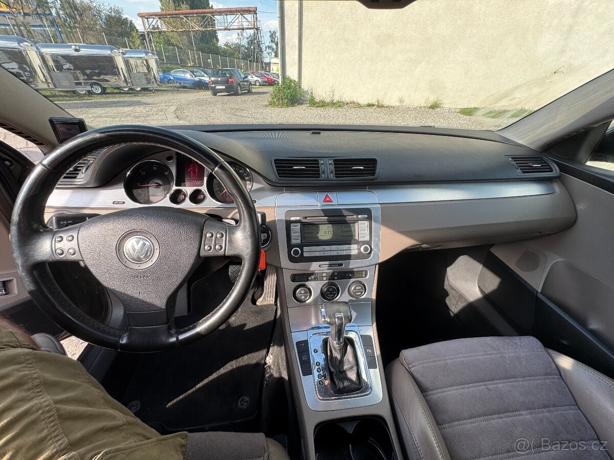 Volkswagen Passat Automat DSG-Parrot-Nová STK - 17