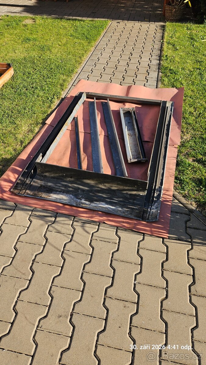 Střešní okno Velux GZL 306 - 17