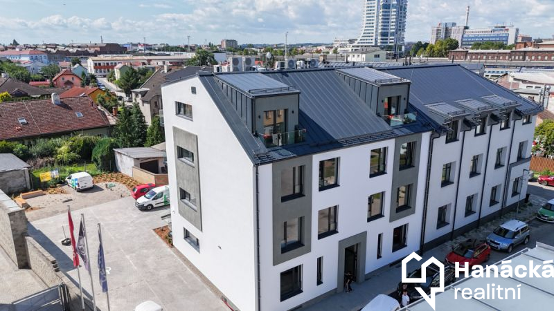 Pronájem exkluzivního bytu 3+kk, ul. Rejskova,... - 17