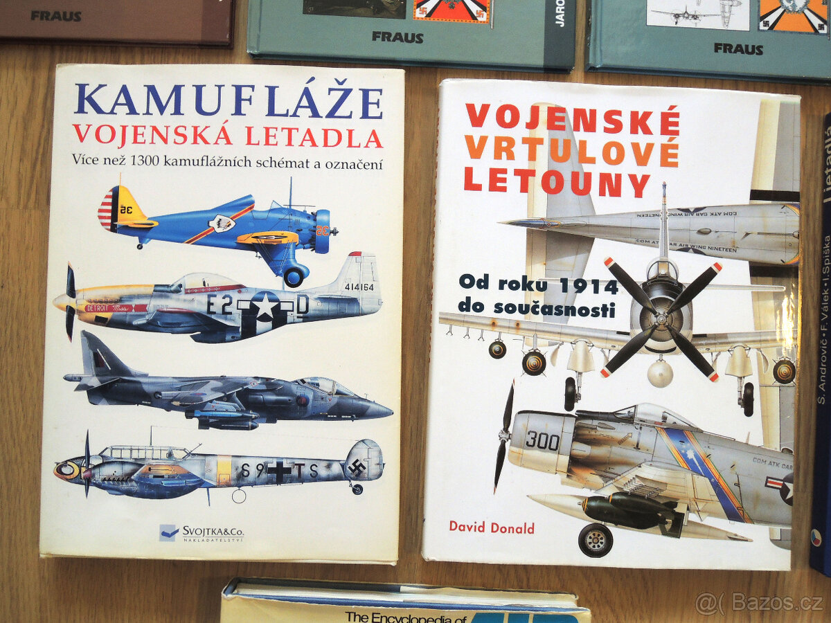 Plastikové modely, vojenská letadla, 9 knih - 17