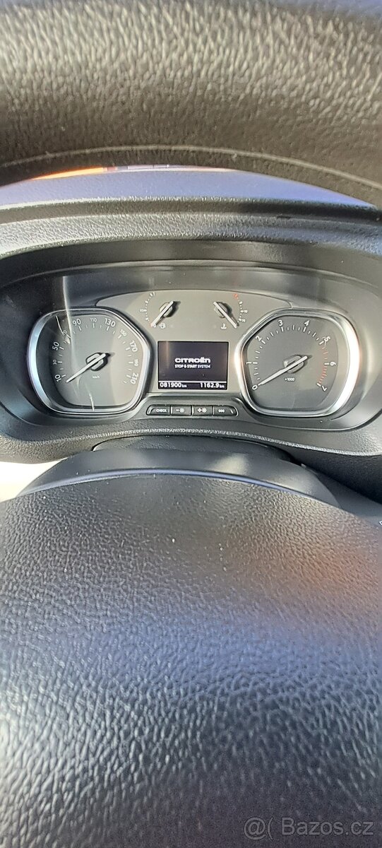 Citroën SpaceTourer 2.0 HDi 110kW ČR 8-MÍST DPH - 17