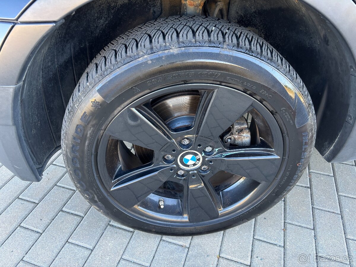 BMW X3 2.5i 141kW manuál - 17