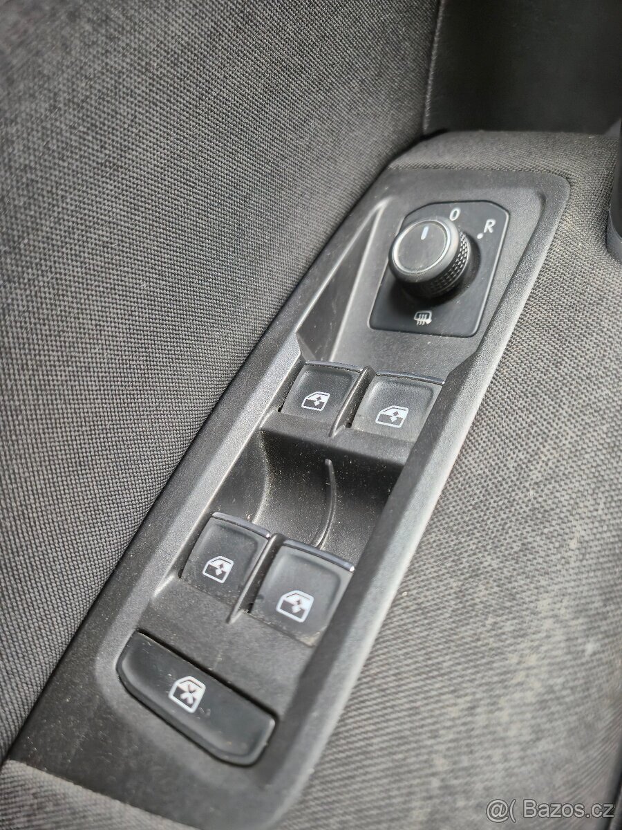 VW Touran / 09/2017 / model. rok 2018 / 2.0 TDI / 110kW - 17