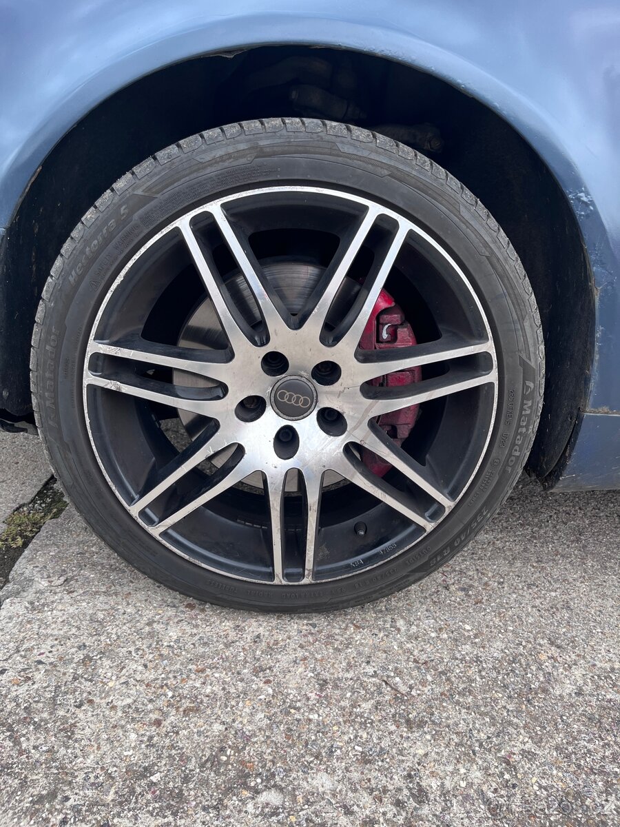 Audi A4 2.5tdi..combi.....manuál - 17