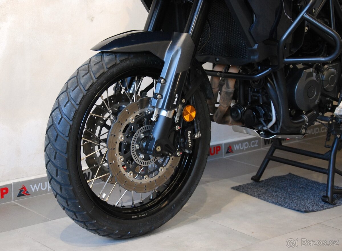 Benelli TRK 502 X - VÝPRODEJ,hezký stav,původ ČR,po 2. maj. - 17