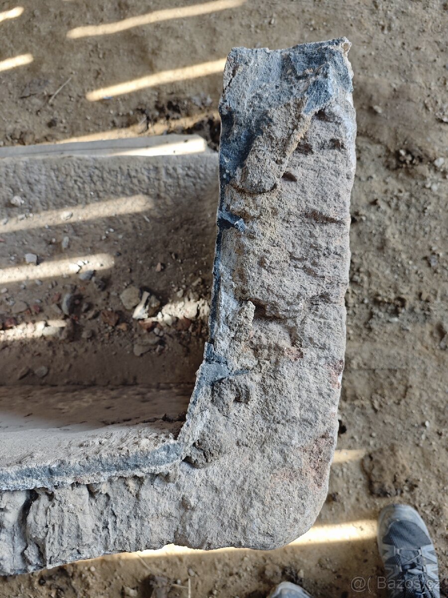 Kamenné koryto, stírka, na vodu - 17