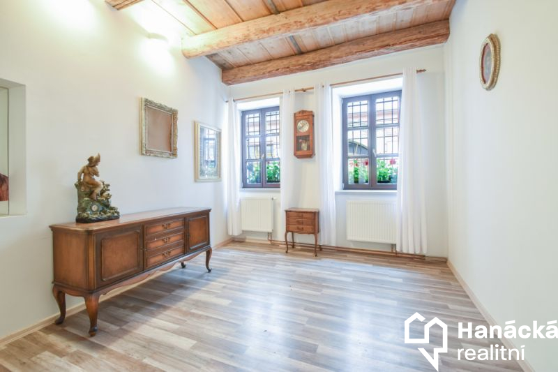 Zrekonstruovaný dům v centru Olomouce, ul. Šemberova - 17