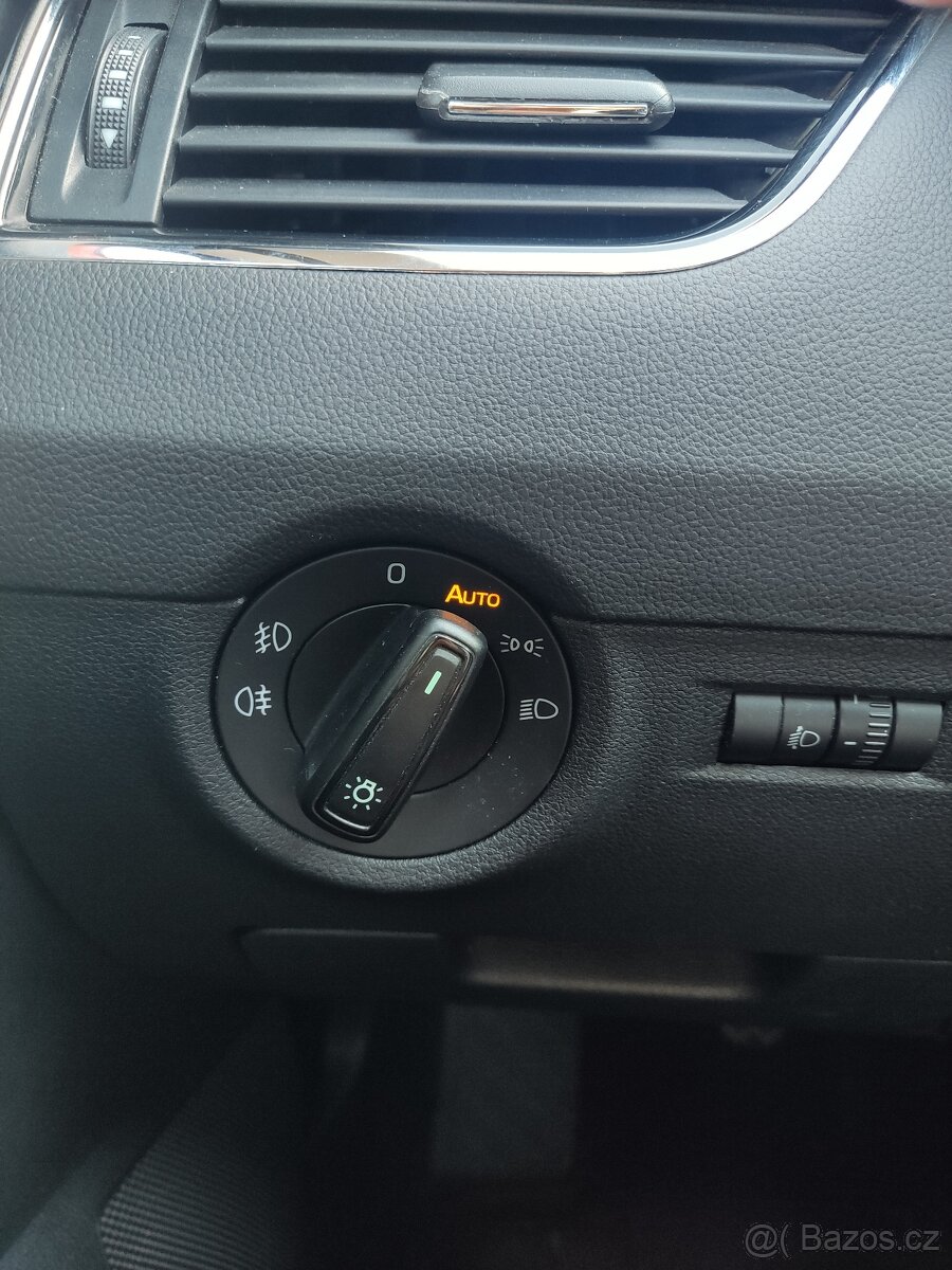 Škoda Octavia 3 1.6 TDI 4x4 - 17