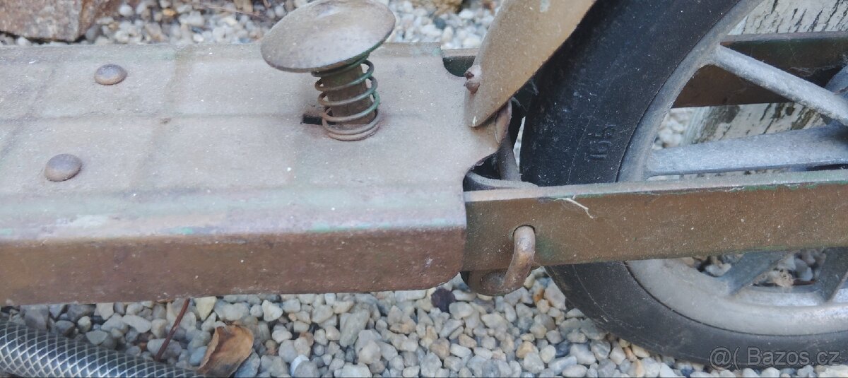 Retro koloběžka skládací - 17