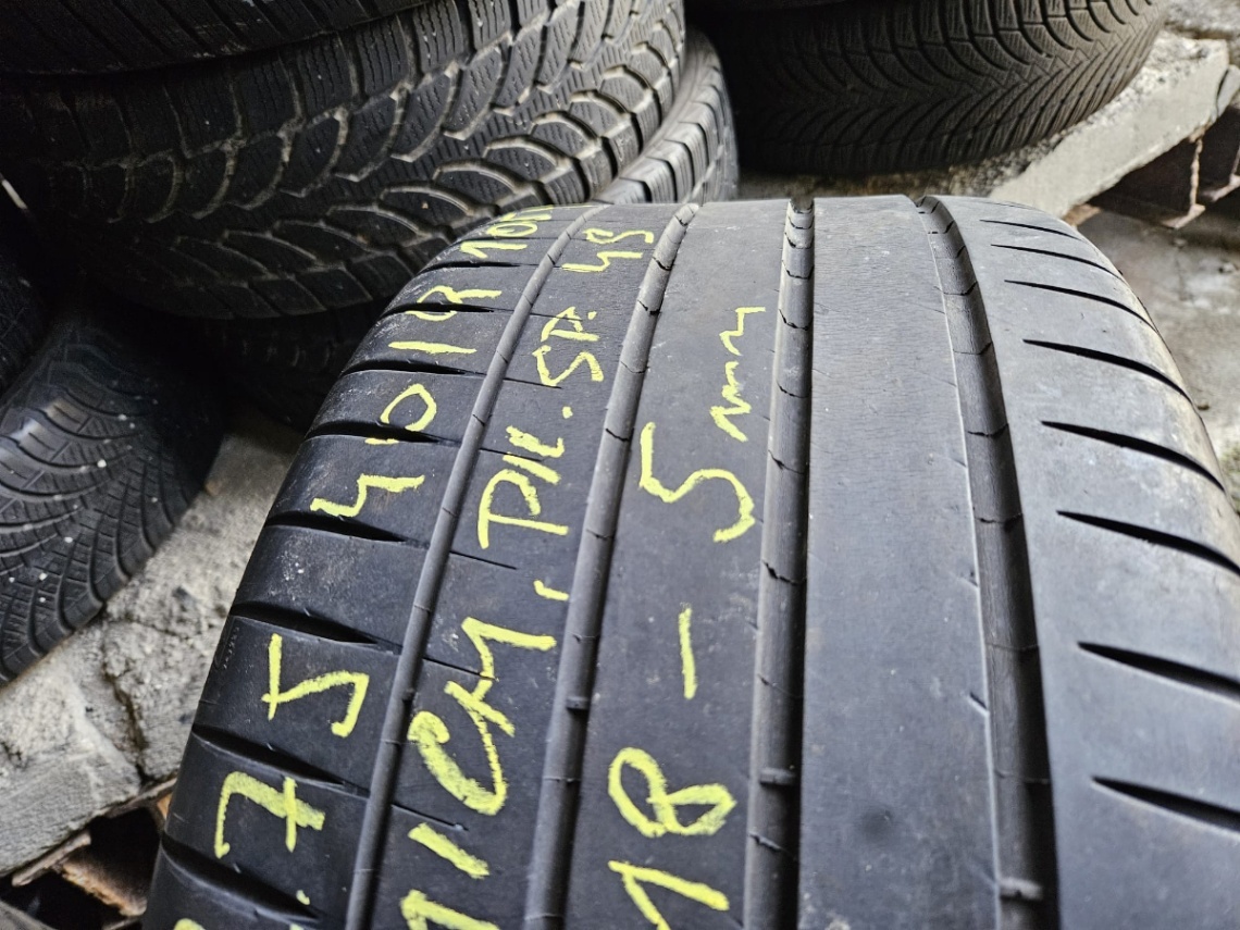275/40R19 - 17