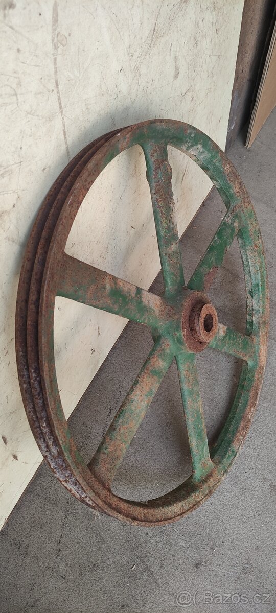 řemenice na klínové řemeny - 17