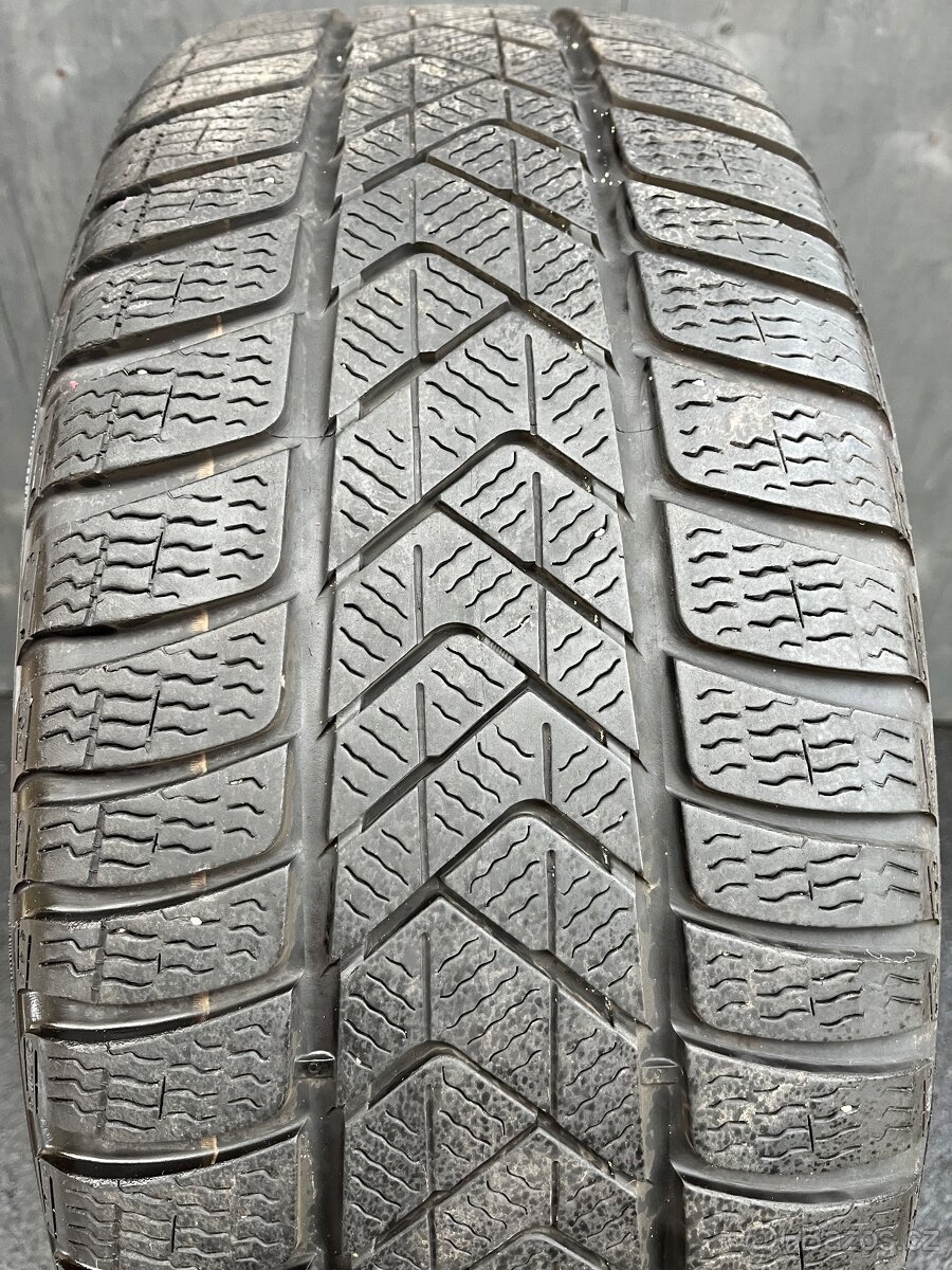 Alu vw Arteon Sebring 245/45/18 zimní 5x112 - 17