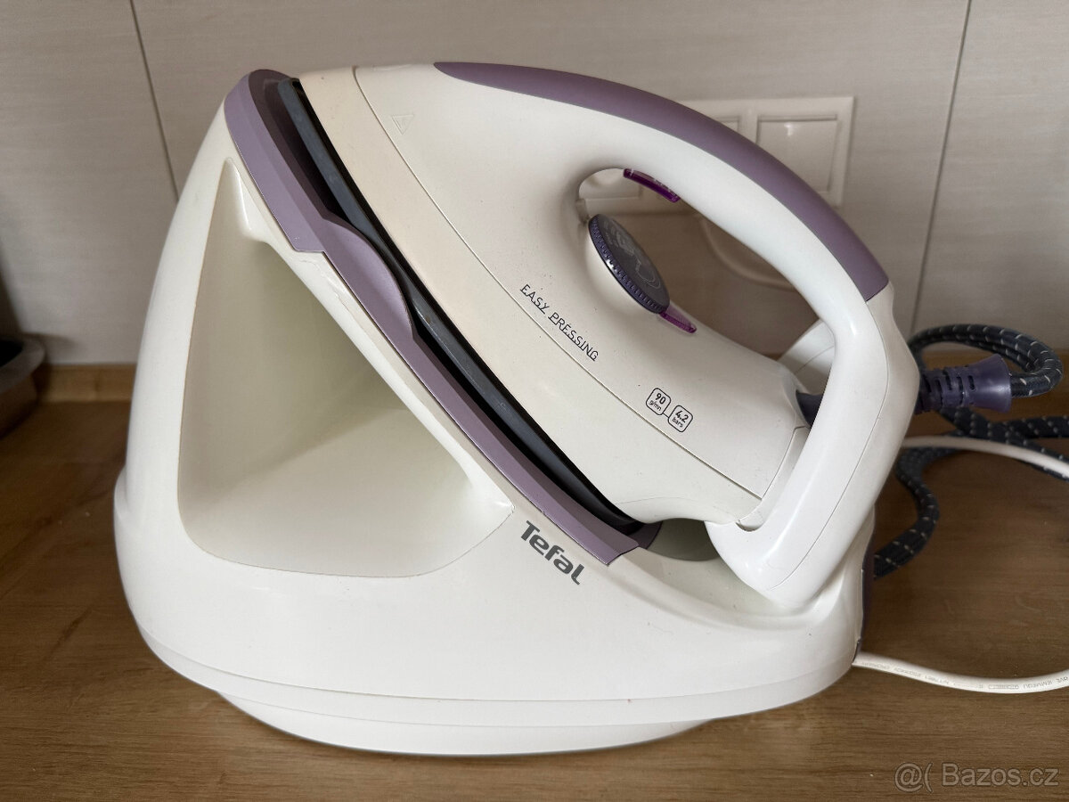 Žehlička - Parní generátor Tefal Easy Pressing GV5221 - 17