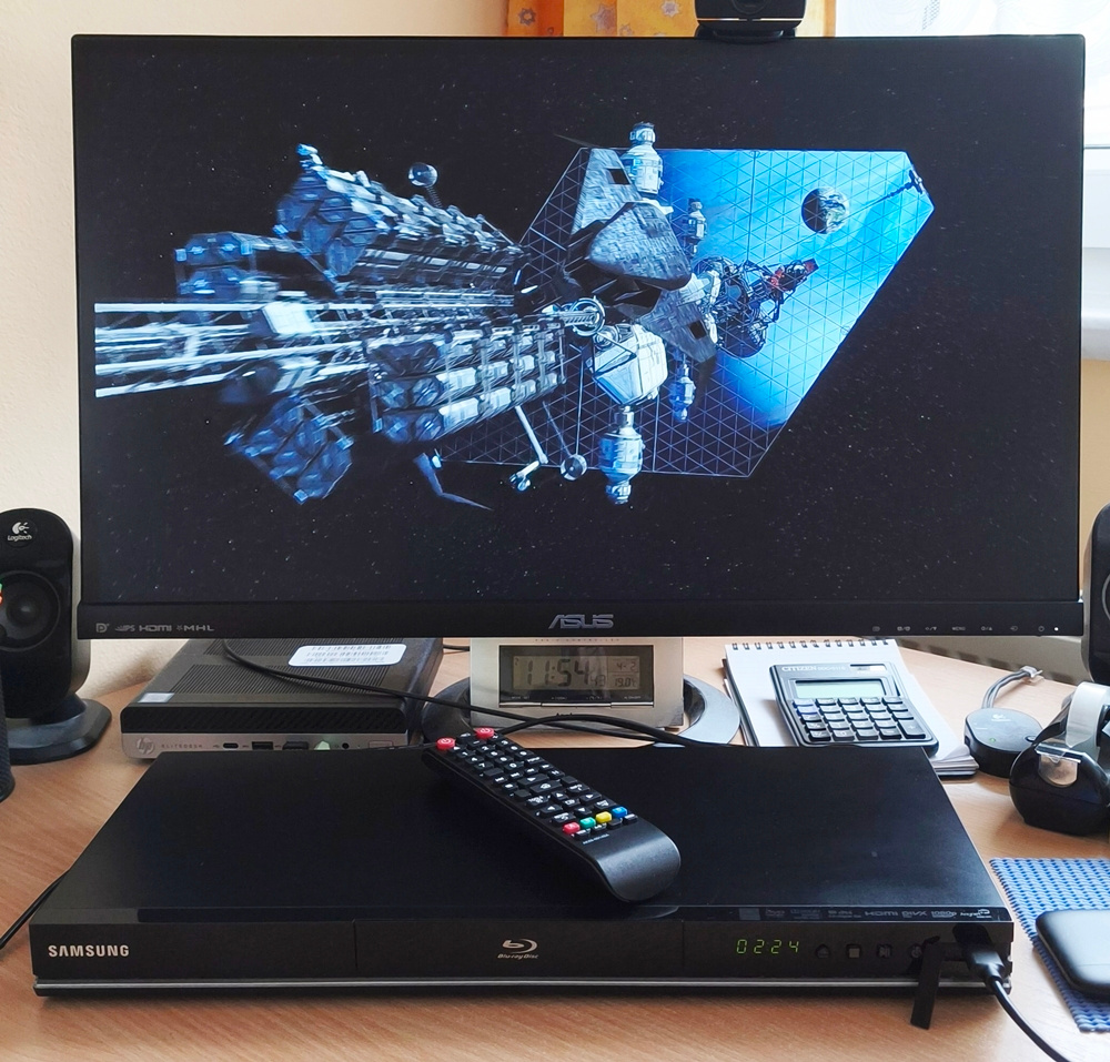 Blu-ray, DVD přehrávač SAMSUNG BD-D5100 - Super stav - 17