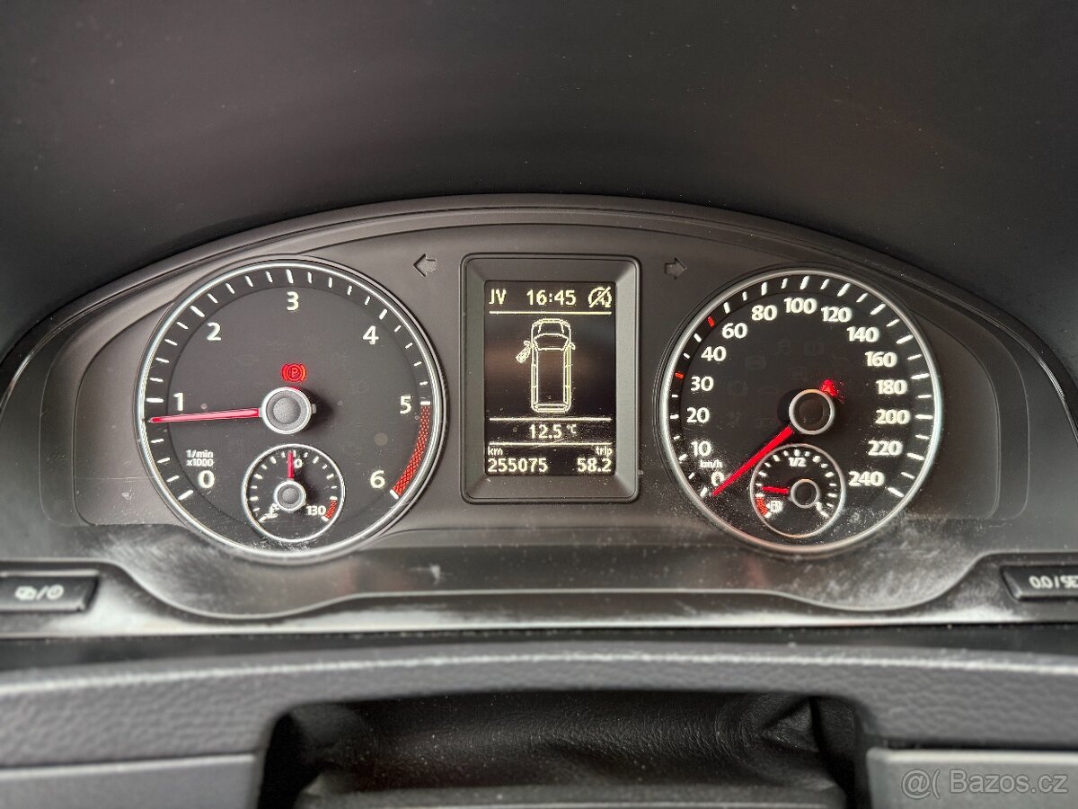 Volkswagen T5.1 Multivan 2.0TDI 103kW 2015 - 17