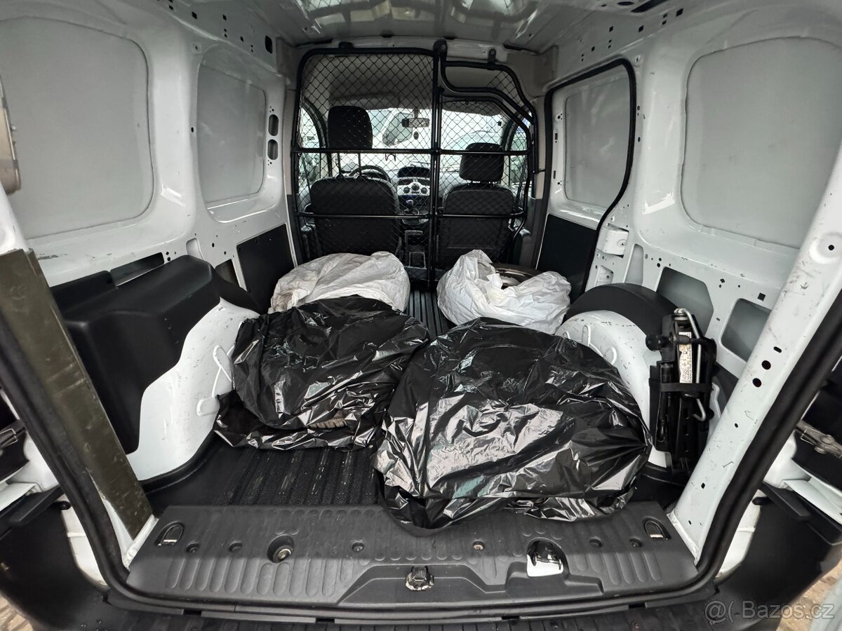 Renault Kangoo 1,5D 55 KW 1. MAJ STK KOLA - 17