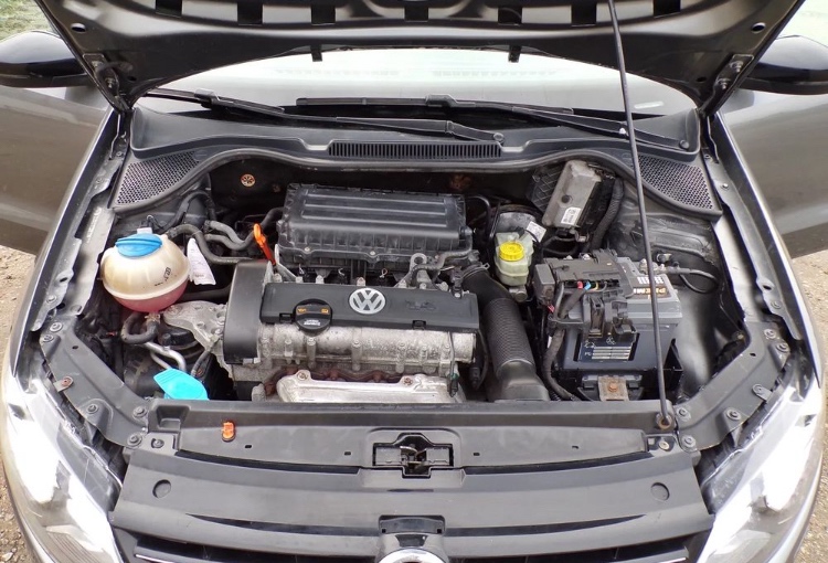 Volkswagen Polo 1.4 - 17