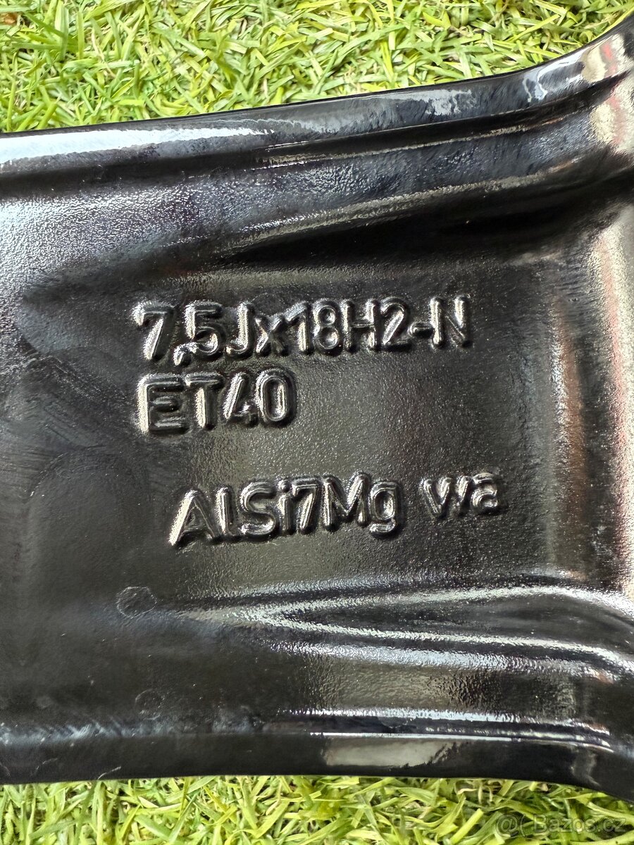 Originál alu kola Mercedes 5x112 R18 C-Class DVOUROZMĚR W206 - 17