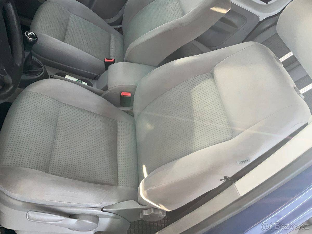 VW Caddy Maxi 1.9TDI 77kW 7.míst,tažné,serviska - 17