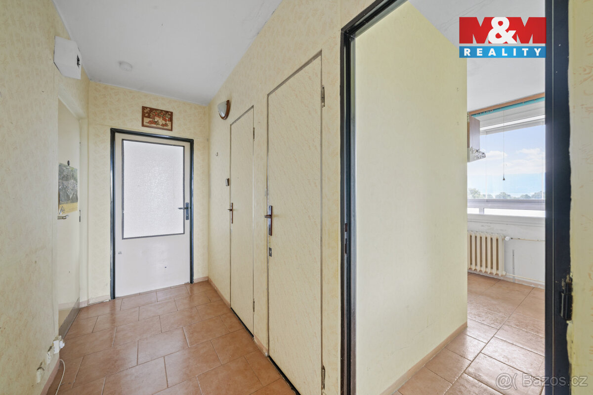 Prodej bytu 3+1, 70 m², Broumov, ul. Sídliště Křinické - 17