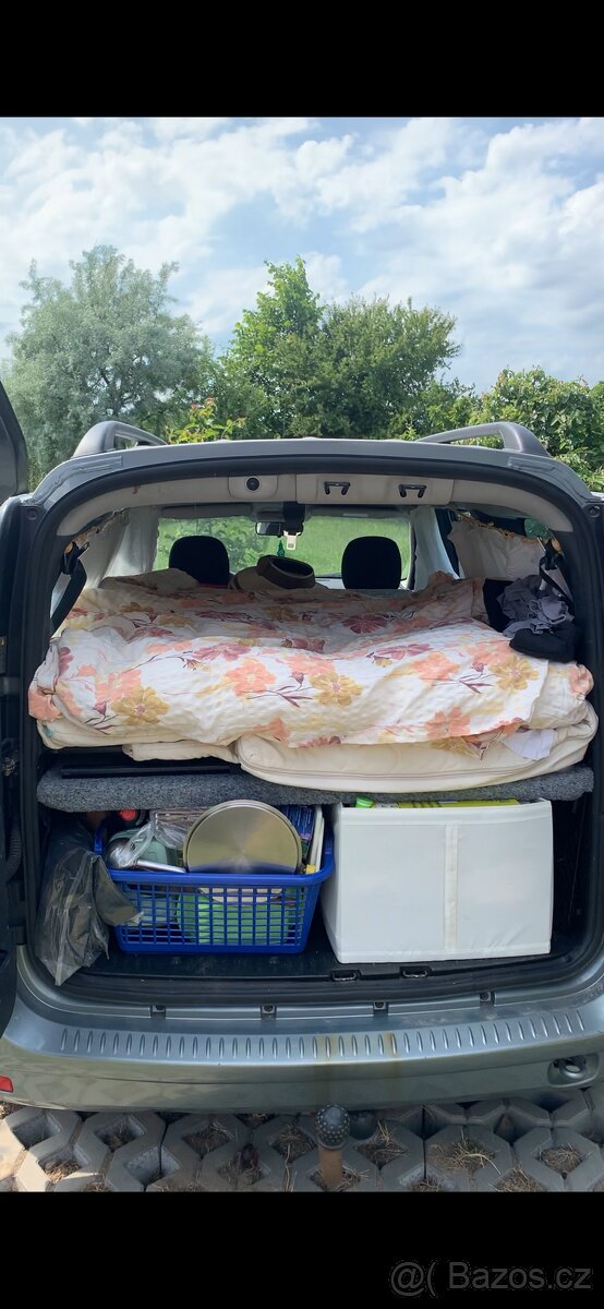 Dacia Logan vestavba na míru MCV 1.6 16V 2010 - 17