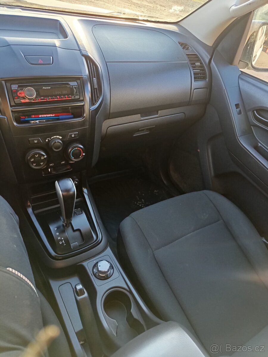 Isuzu D-Max r.v.2017 - 17