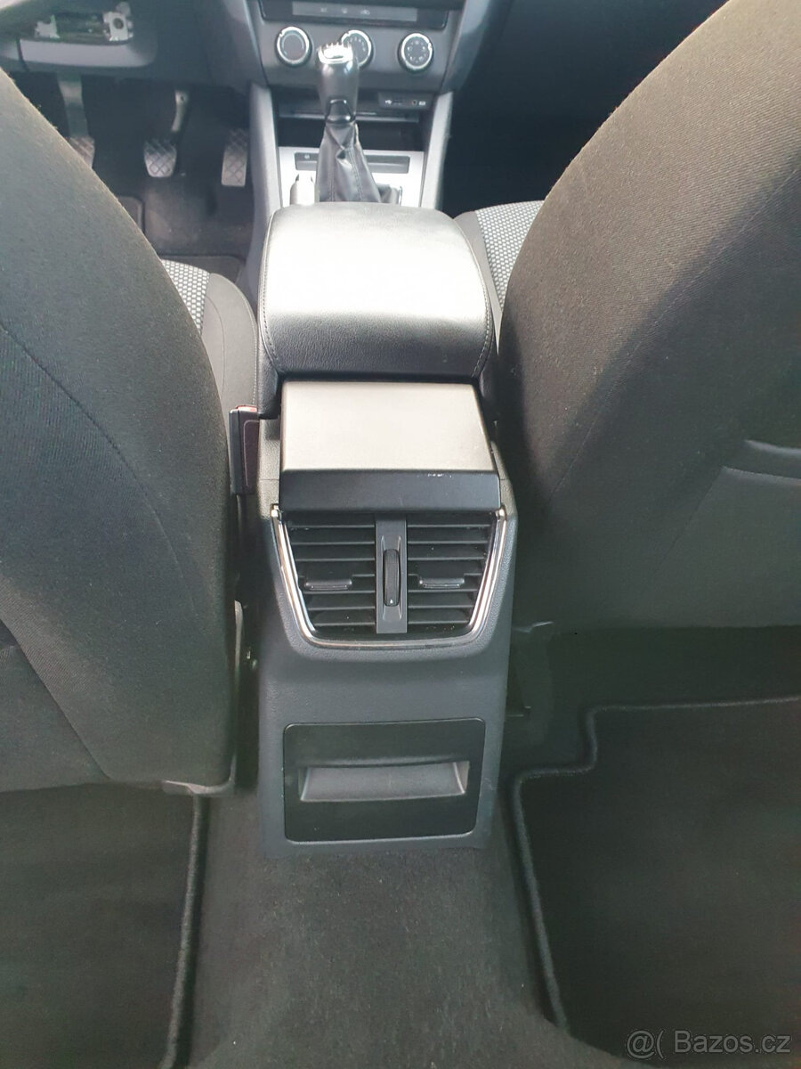 Škoda Octavia combi Ambition 1,2 TSi - 1. majitel - 17