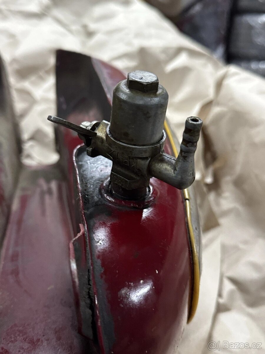 Originální nádrž Jawa 350/360 - 17