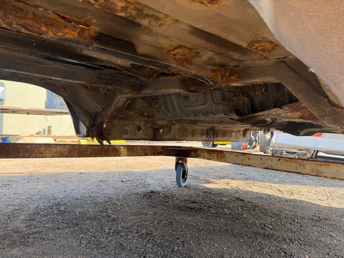 Toyota Land Cruiser 80 , karoserie - 17