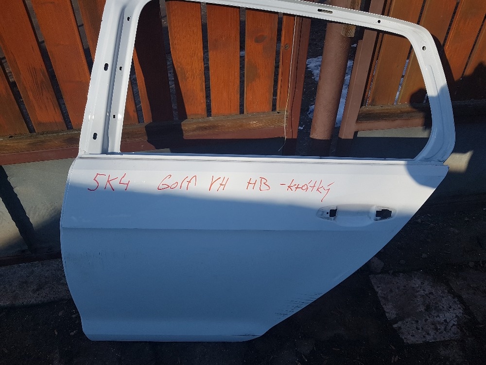 VW Golf VI. HB krátký - úplně nový orig nárazník v original - 17