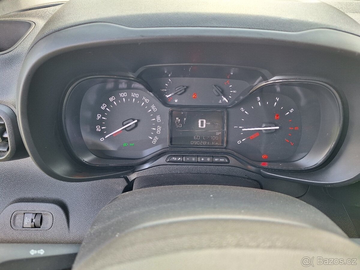 BERLINGO 2024 1.5HDI - 17