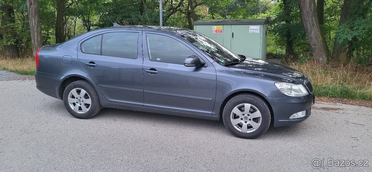 Škoda Octavia II 2.0 TDI CR 103 KW Elegance 2012 Webasto CZ - 17