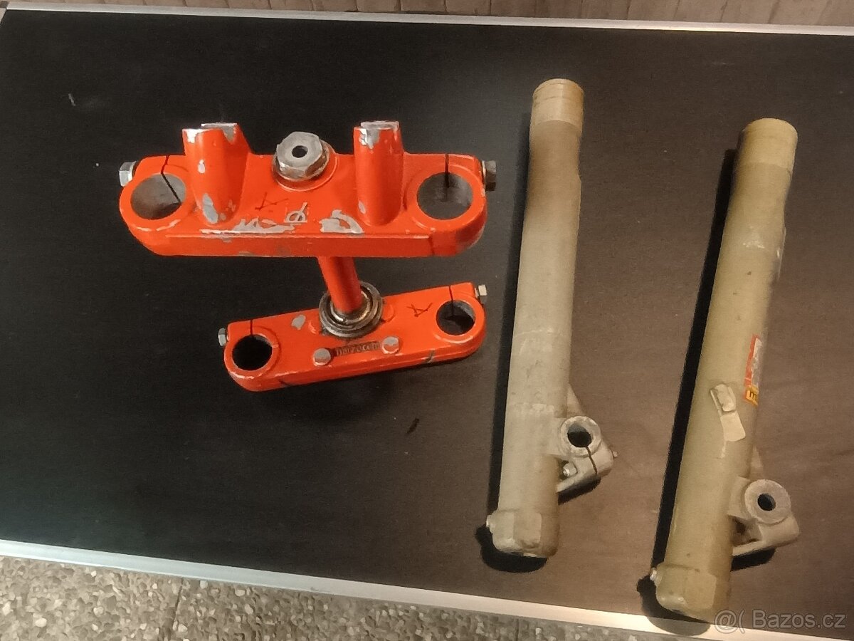 Jawa soutežni ČZ motokros KTM a jin - 17