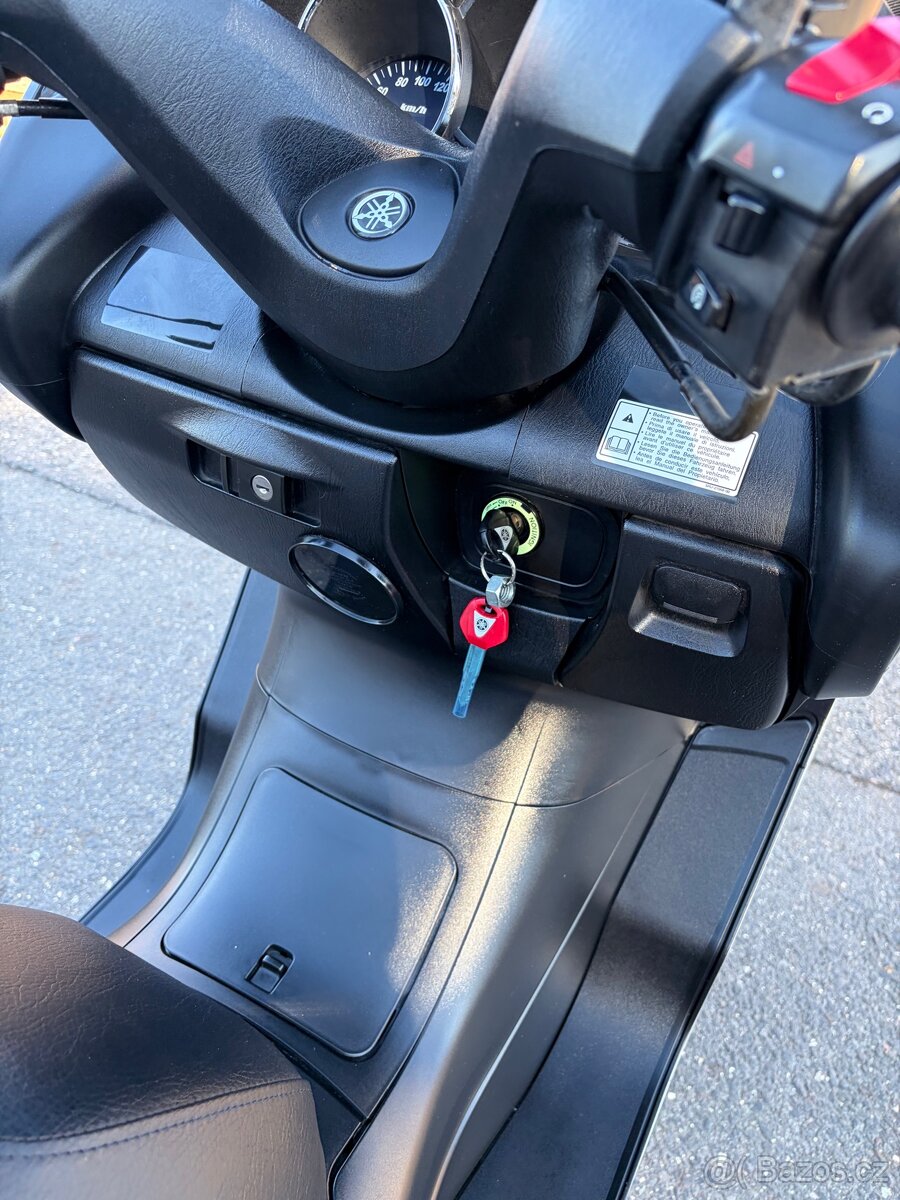 Yamaha Majesty 400 - 17