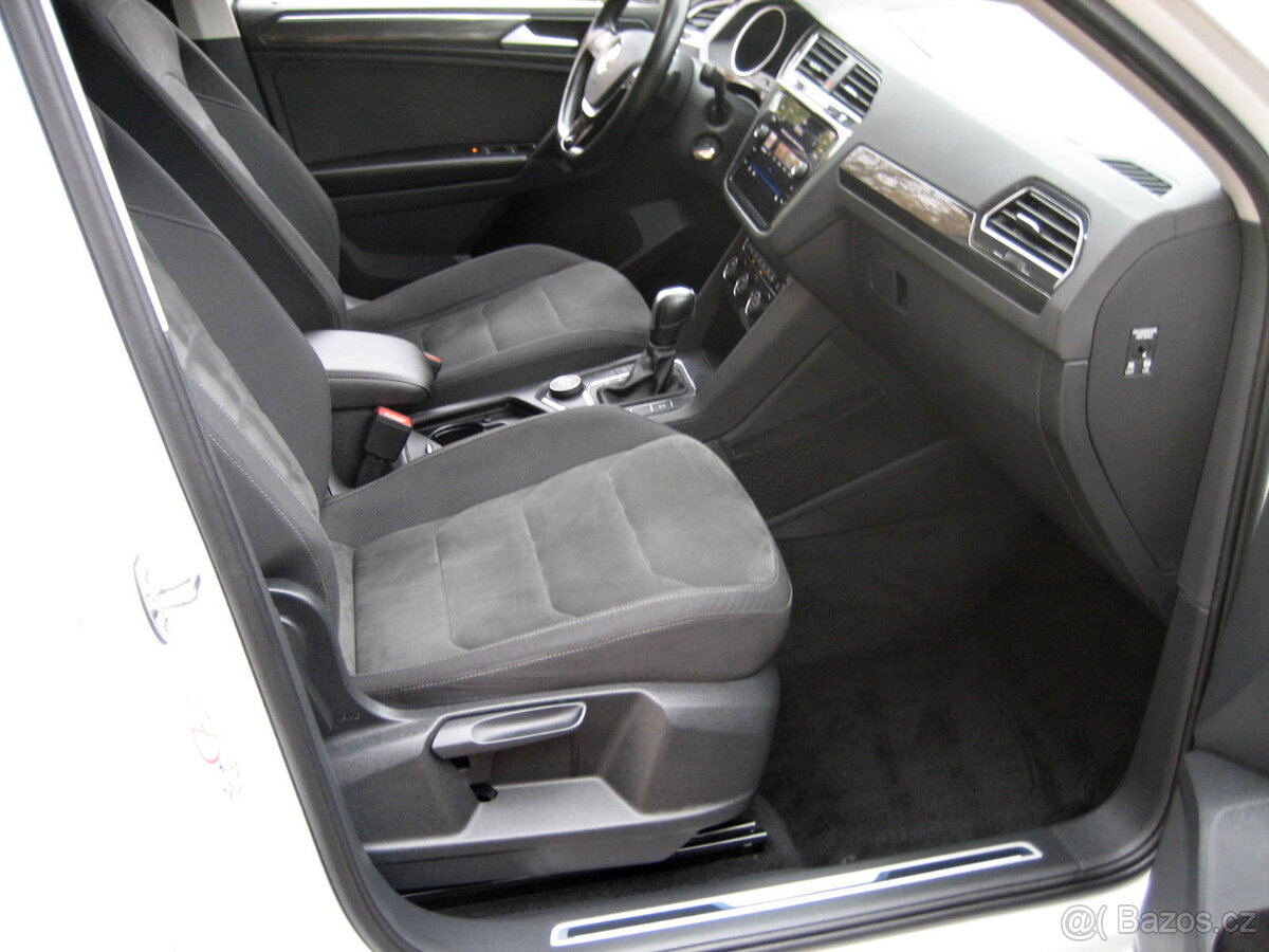 VW TIGUAN 2,0 TDI Highline 4x4 tažné 2x kola ACC DSG LED DPH - 17