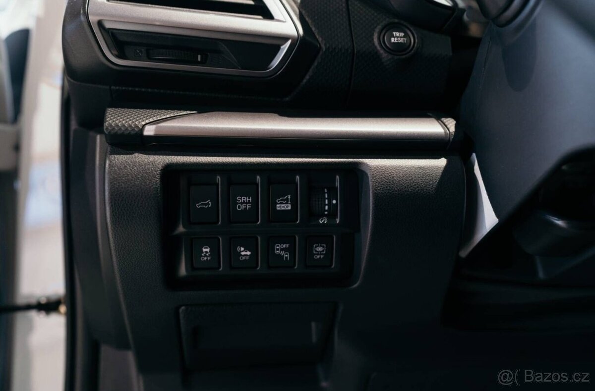 Subaru Forester 2.0i mHEV Style X-Tra Lineartronic - 17