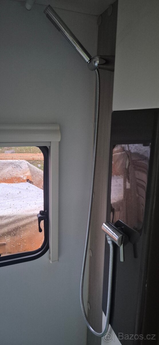 Adria Action - obytný přívěs - 17