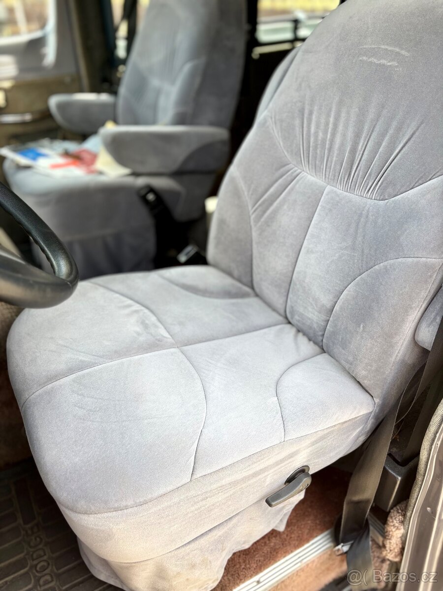 1989 Dodge B-250 RAM VAN Bivouac Conversion | PERFEKTNÍ STAV - 17