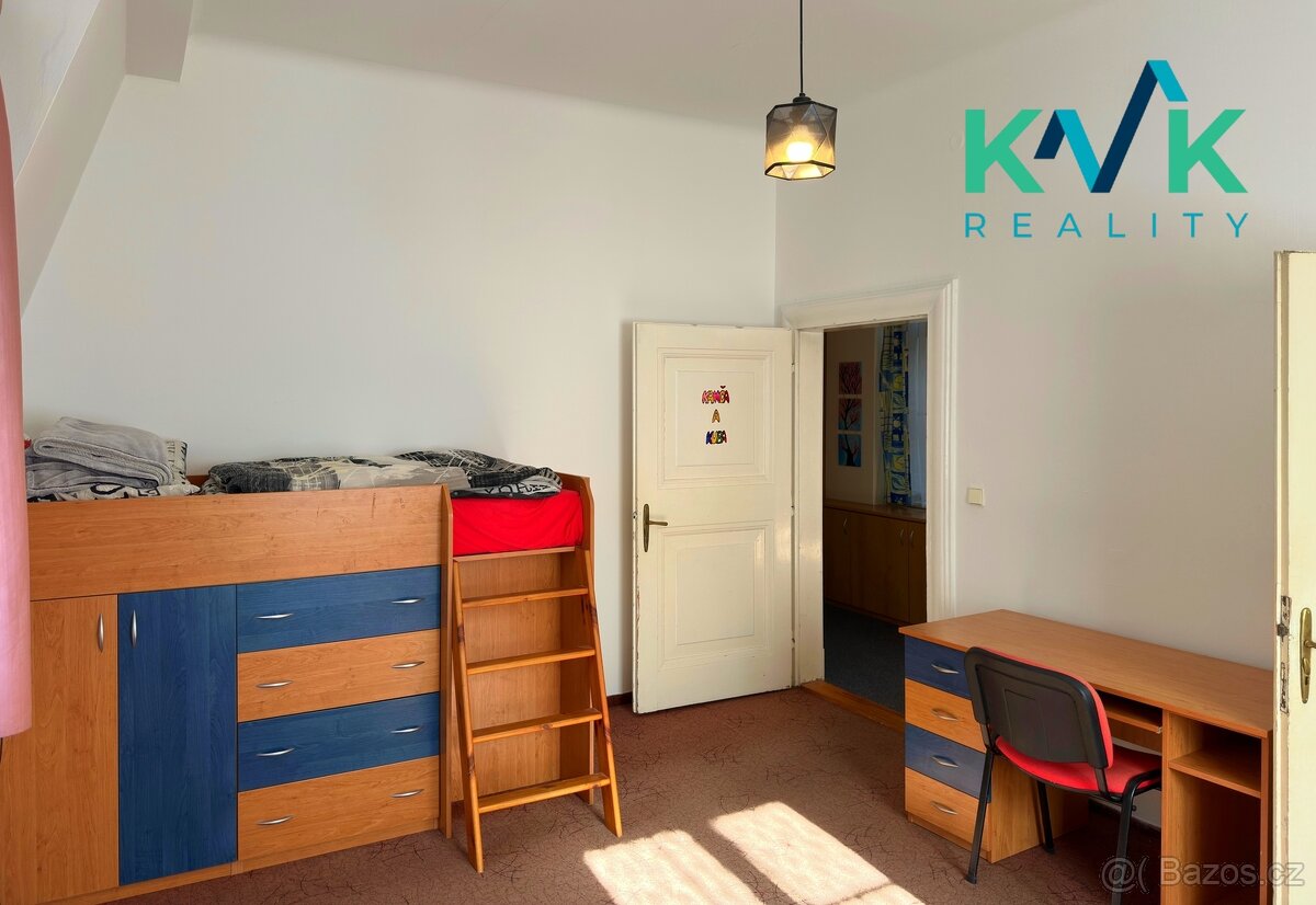 Prodej bytu v dispozici 4+1, užitná plocha 120m², Centrum Ka - 17