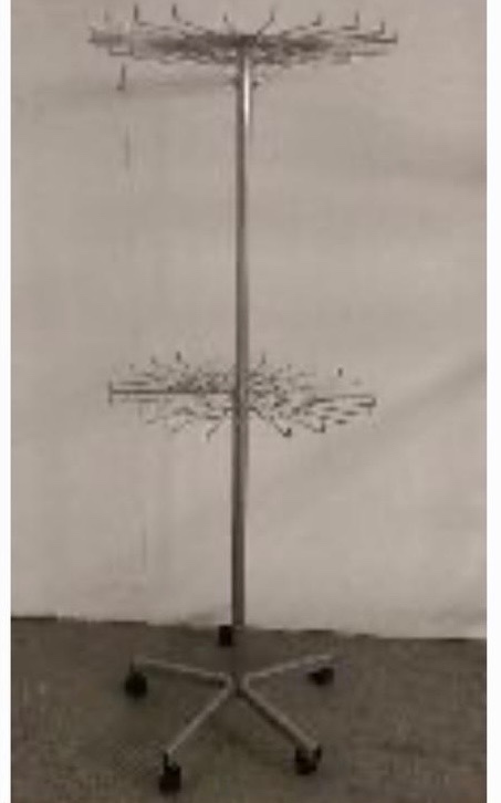 Štendry, figuríny, stojany, torza - 17