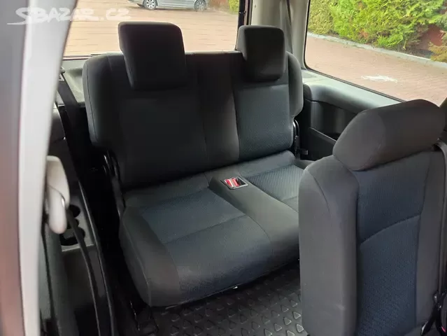 VW Caddy Maxi 2.0 TDI 110kW,7.Míst,Navi,Tažné,2015 - 17