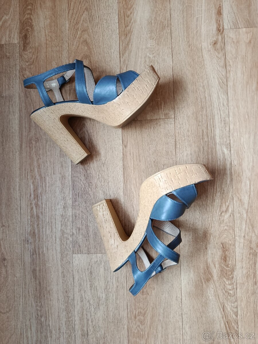 Prodám keramického trpaslíka za 175kč. - 17