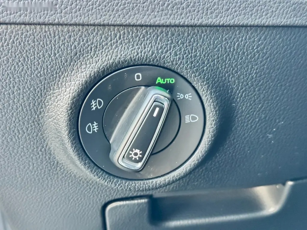 Škoda Superb, STYLE 2,0 TDi / 147 kW DSG - 17