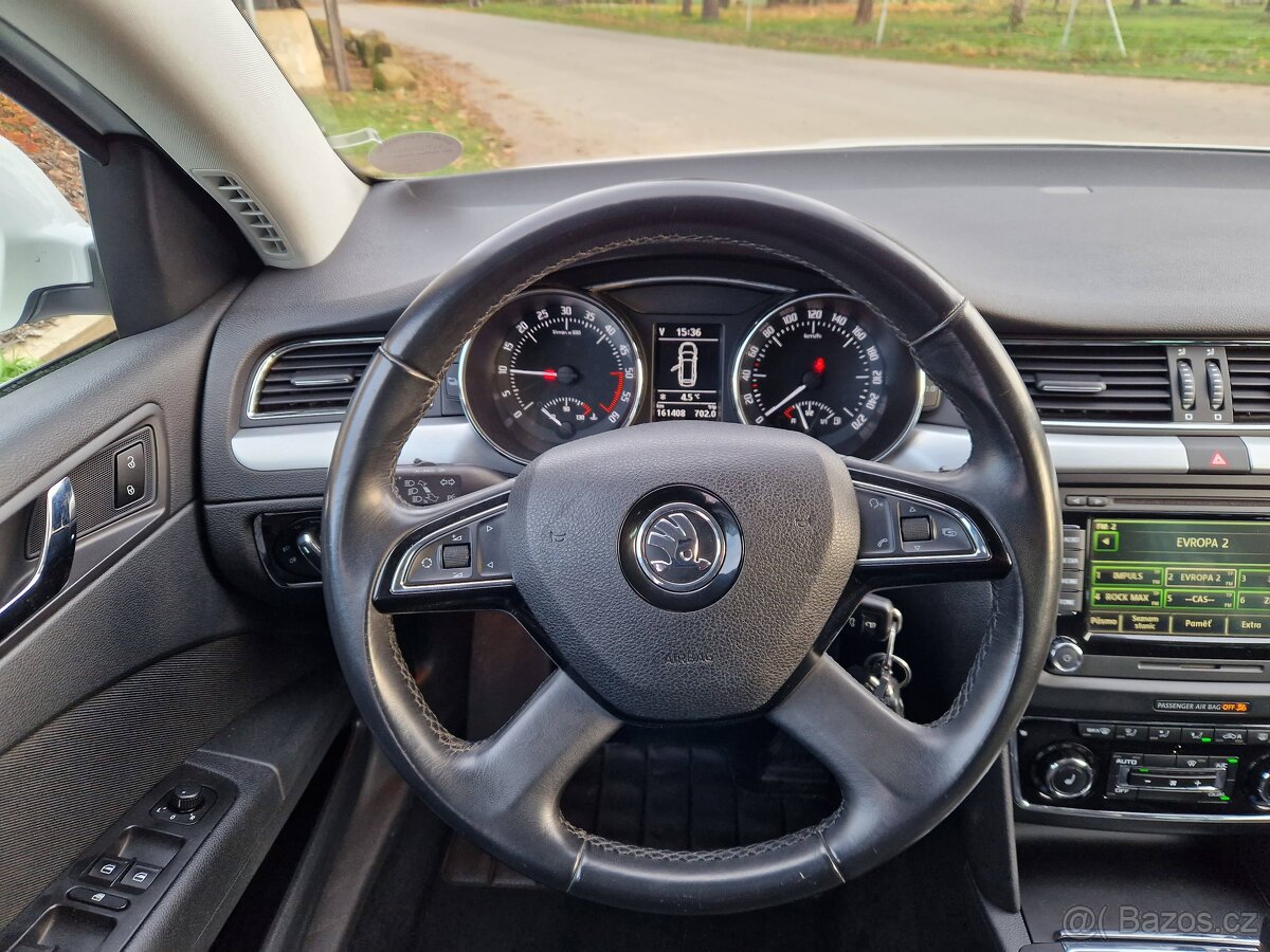 Škoda Superb 2 combi 2,0 TDI facelift , navi, xenony - 17