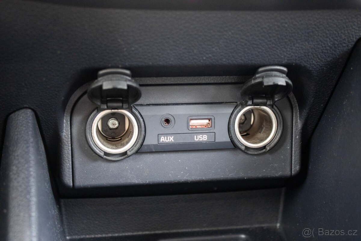 Kia Rio 61,8kW (2016) - 17