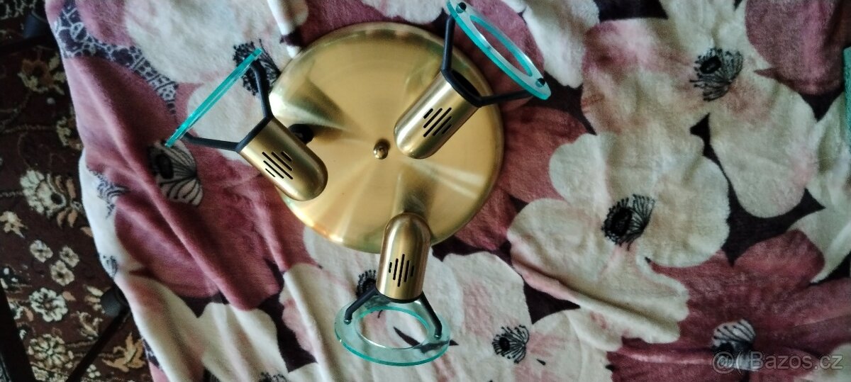 Výprodej mnoha věcí - 17