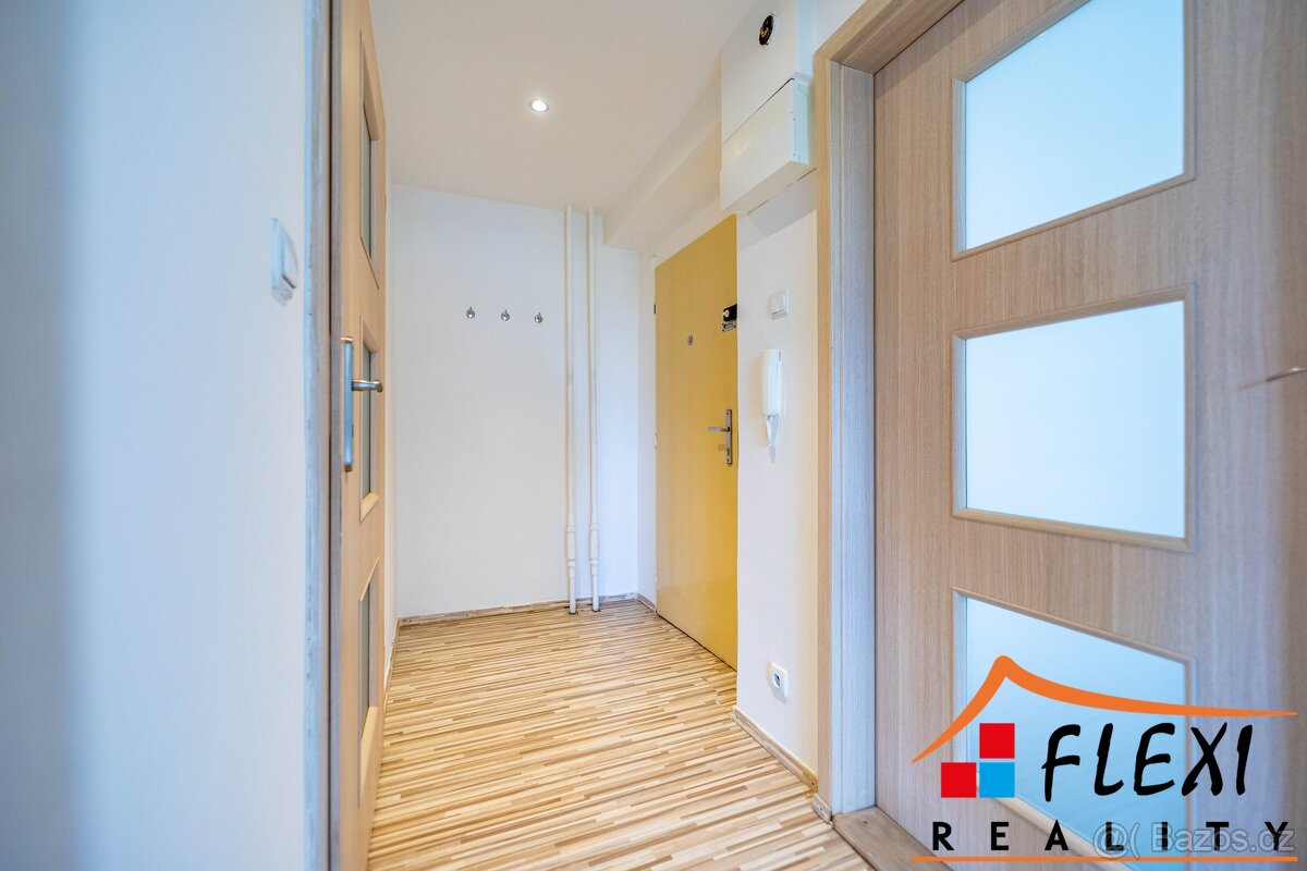 Pronájem částečné zařízeného bytu 2+kk s balkónem, 56,20 m², - 17