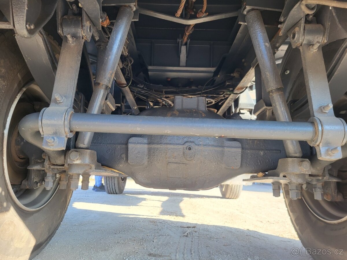 RENAULT MIDLUM 300 DXI 3S 4X4 - 17