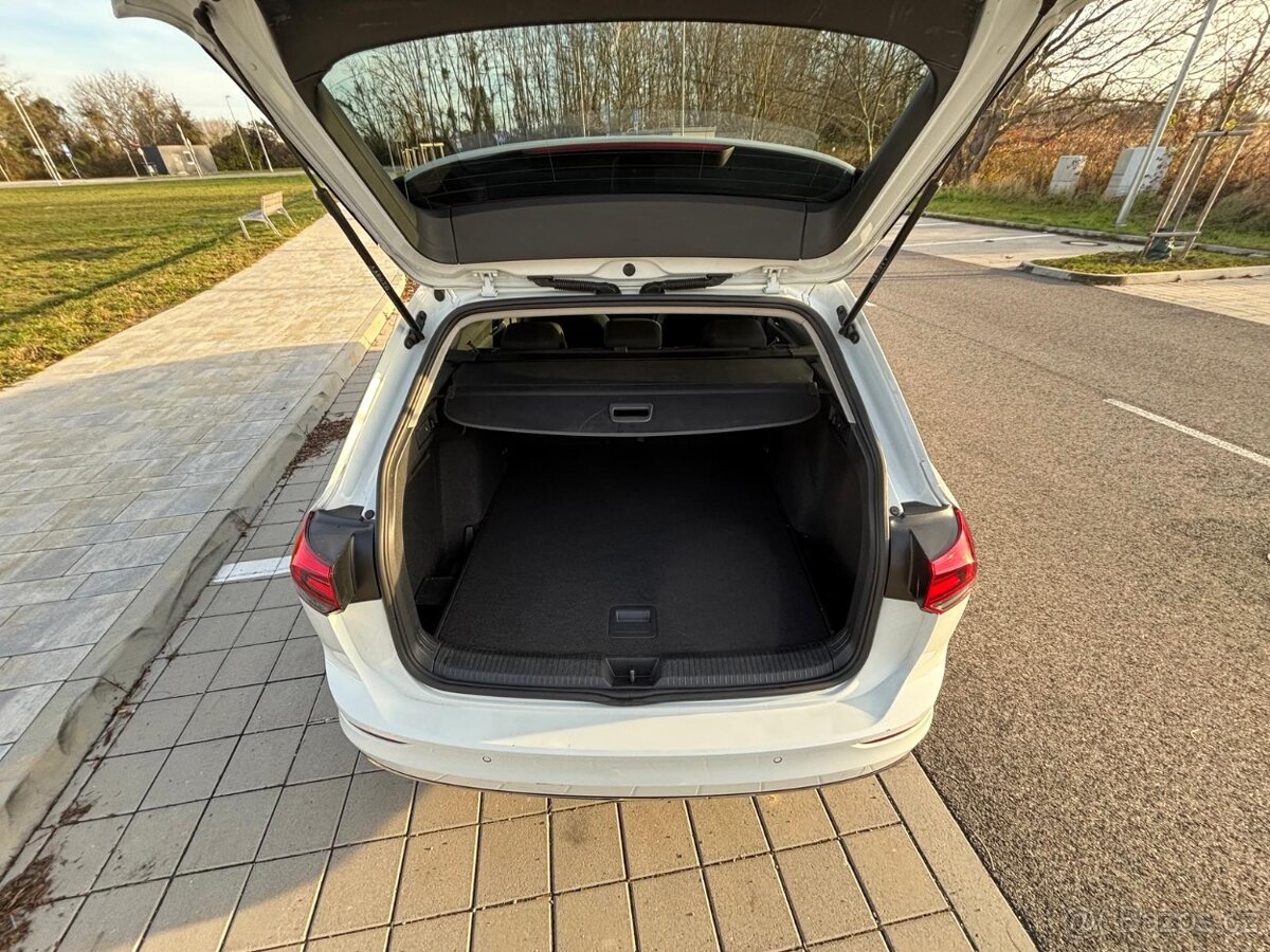Volkswagen Golf 8 Variant Style 2.0TDI 110kW 2022 DSG LED - 17